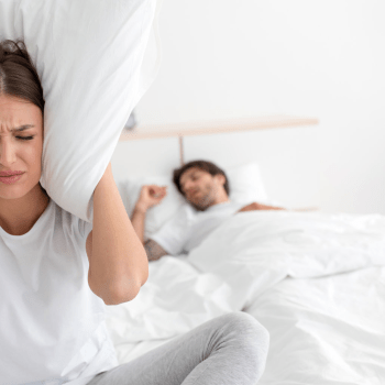 WHAT IS SLEEP APNEA AND HOW DOES IT AFFECT THE EYES