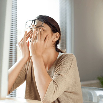 7 REASONS WHY YOU SHOULDN’T BE RUBBING YOUR EYES